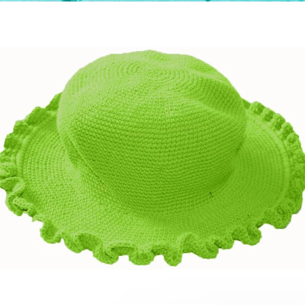 NWT Young Colors Kids Ruffle Brimmed Crochet Hat